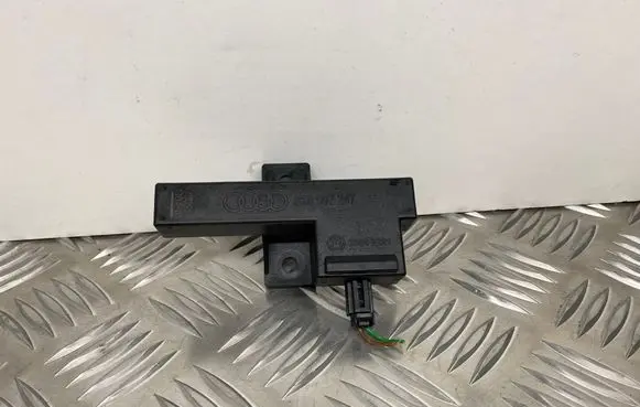 Audi A6 S6 C7 4G Keyless (KESSY) go control unit/module 8K0907247