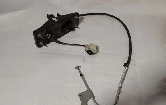 Audi A4 S4 B9 Spare wheel mounting bracket 8W0713052K