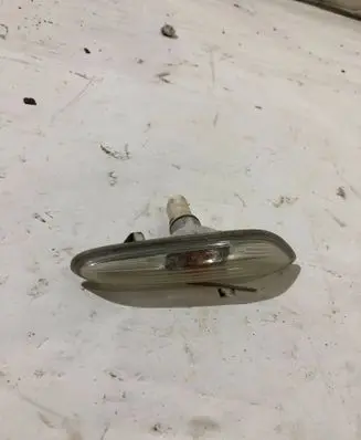 BMW 5 E60 E61 Front fender indicator light 0644