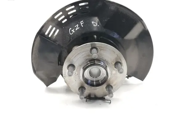 Front wheel hub