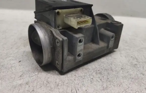 Volvo S70 V70 V70 XC Throttle valve 0281002074 1275245