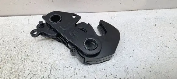 Renault Clio V Seat back rest lock catch 886415852R