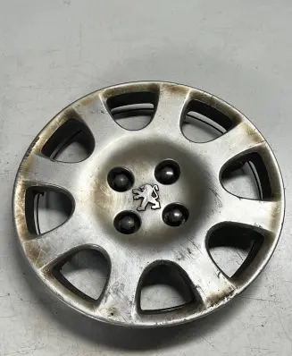 Peugeot 307 CC R15 wheel hub/cap/trim 9651017180
