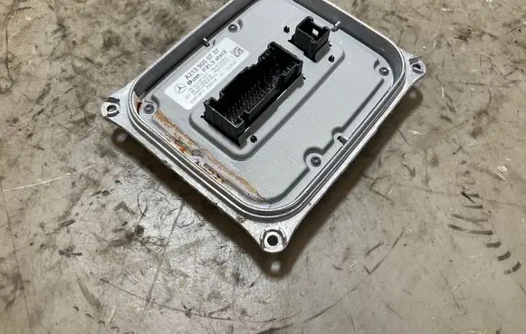Mercedes-Benz GLE W167 Headlight ballast module Xenon A2139000737 A2139016311 A2139020026