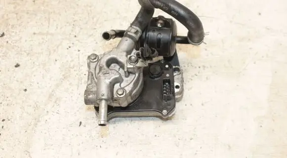 Mitsubishi Outlander Other engine bay part