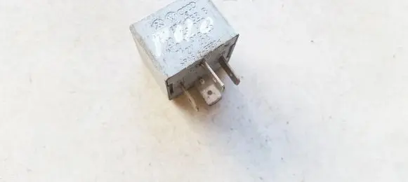 Volkswagen Golf IV Other relay 141951253b 20240072
