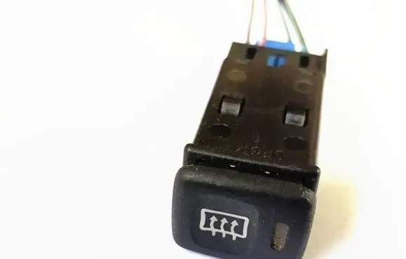 Rover 214 - 216 - 220 Windscreen/window heater switch