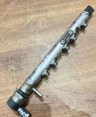 BMW 3 E90 E91 Fuel main line pipe 0445214182 7809127 0281002738