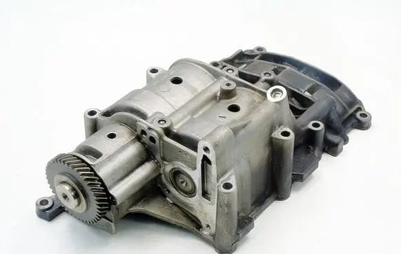 BMW X3 E83 Oil pump 8058052011