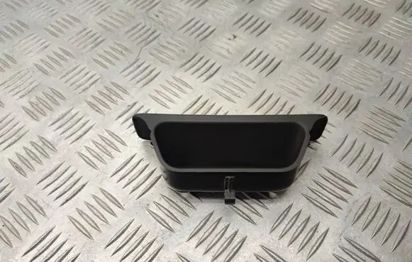 Volvo XC60 Tailgate trunk handle TEW000719