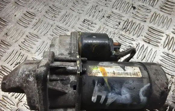 Opel Astra G Starter motor 0913638 D6RA62