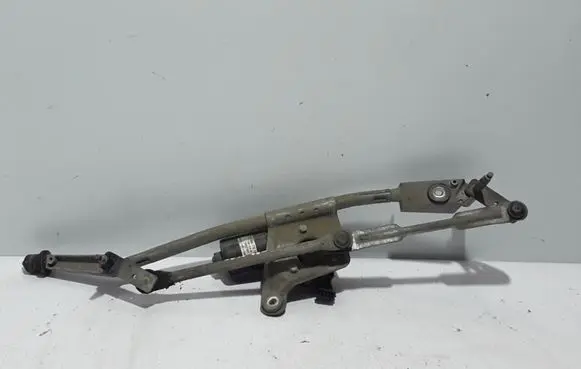 Volvo XC70 Front wiper linkage 8624241