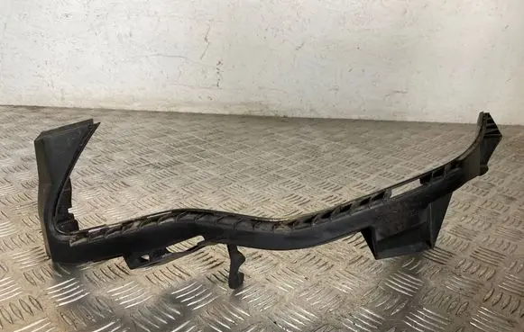 Subaru Impreza IV Headlight/headlamp mounting bracket 