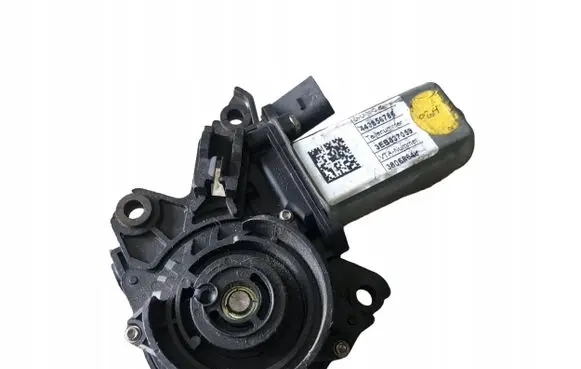 Volkswagen Touareg II Sliding door lock 3EB837059