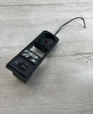 Hyundai H-1, Starex, Satellite Headlight level height control switch 933014A400LK 612W11720 933014A400FG