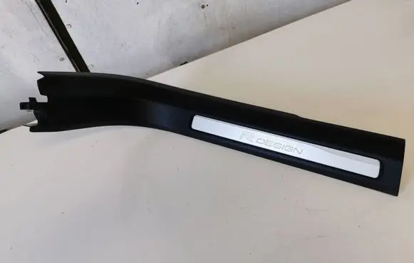 Volvo XC60 Front sill trim cover 3144801