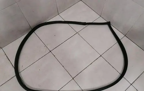 Porsche 718 Cayman 982 982c Front door rubber seal 98153707506