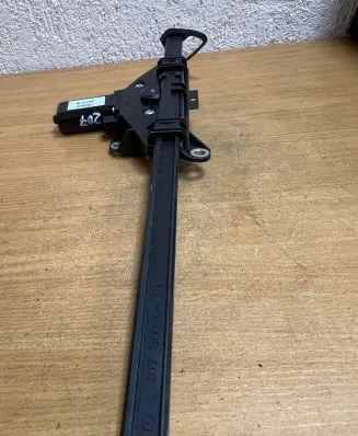 Mercedes-Benz E C207 W207 Seat belt adjustment motor A2078600282 306035299-AD 509
