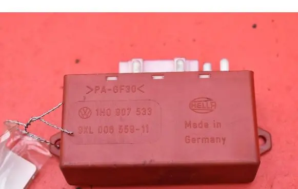 Volkswagen Golf III Engine control unit/module ECU 1H0907533