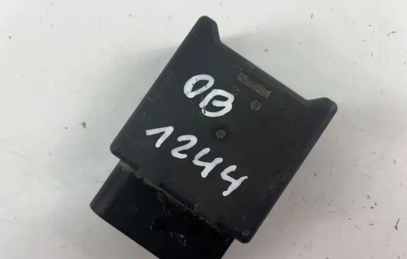 Volkswagen Golf VIII Other control units/modules 5Q0906093A