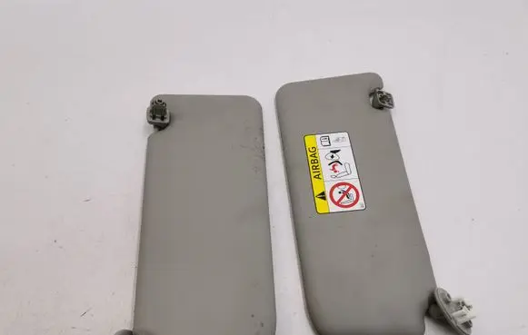 Toyota RAV 4 (XA40) Sun visor TW23278010