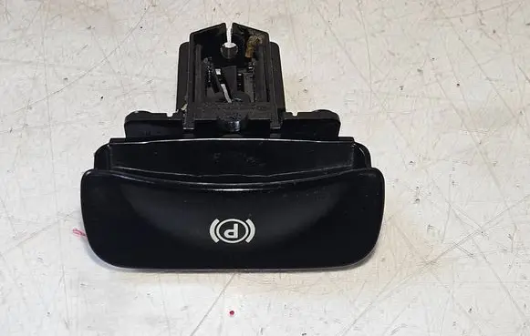 Mercedes-Benz Vito Viano W639 Hand brake release handle A6394270012