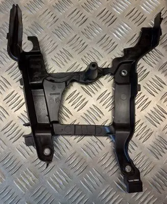 Renault Clio III Timing belt guard (cover) 8200958221