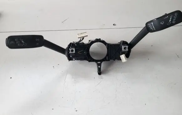 Volkswagen Tiguan Indicator stalk 5Q0953502AJ 5Q0953521R