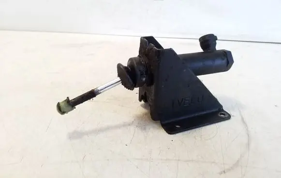 Iveco Daily 6th gen Clutch master cylinder 