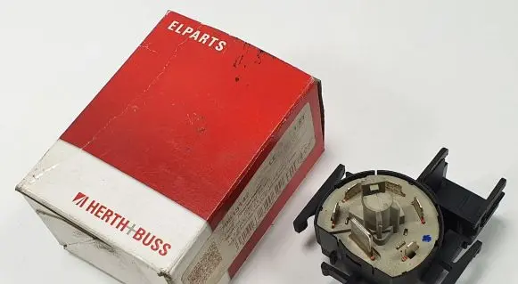 Opel Astra G Combustion relay 70513142