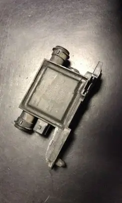 Audi A4 S4 B5 8D Door central lock control unit/module 4A0959981