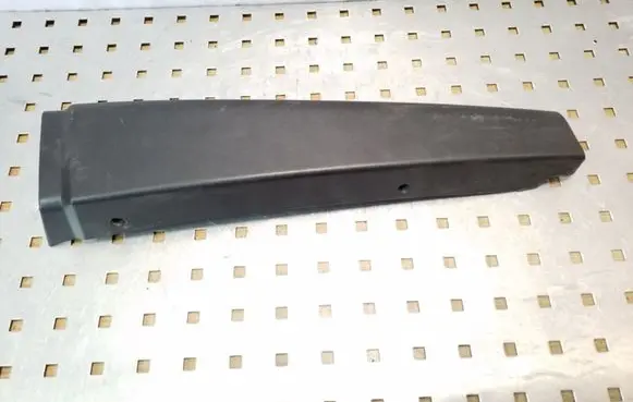 Other sill/pillar trim element