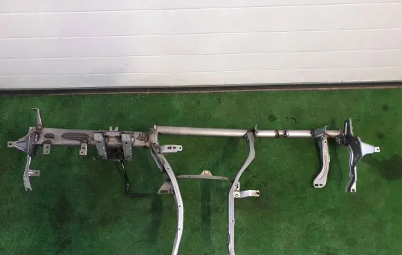 Skoda Octavia Mk3 (5E) Dashboard cross member/frame bar 5E1858965