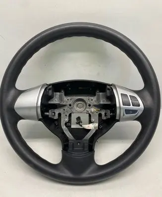 Mitsubishi Outlander Steering wheel