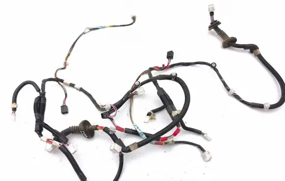 Lexus IS 220D-250-350 Rear door wiring loom 8215453040C