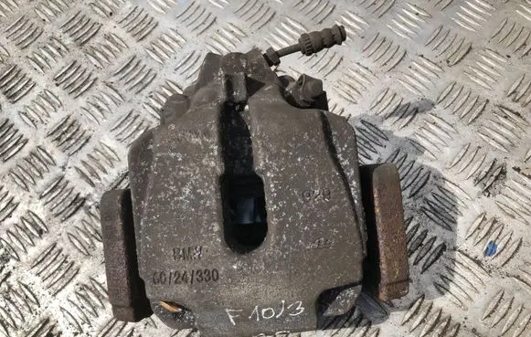 Front brake caliper