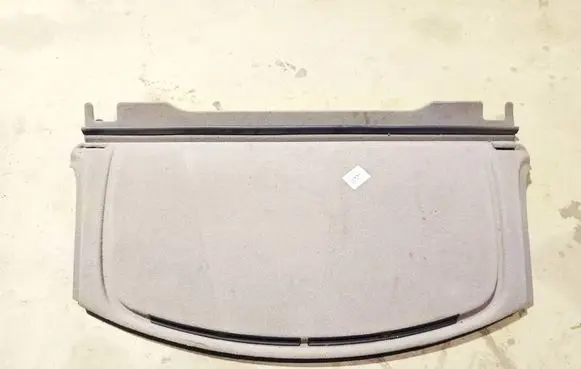 Parcel shelf