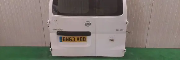 Nissan NV200 Rear door 