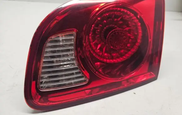 Hyundai Santa Fe Tailgate rear/tail lights 924062B000