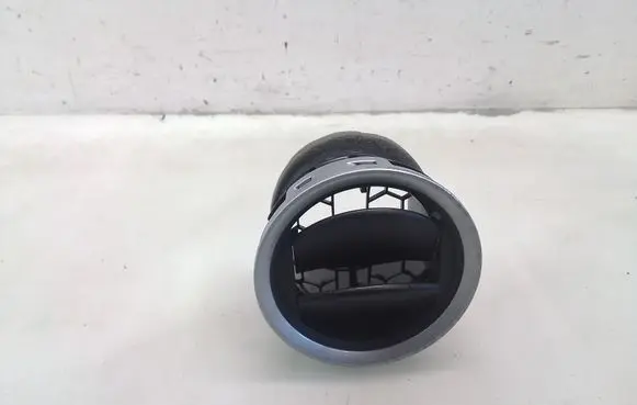 Ford Fusion Dashboard side air vent grill/cover trim
