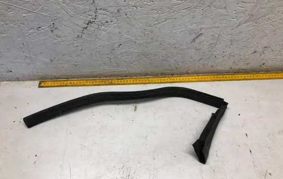 Mercedes-Benz E W212 Engine compartment rubber A2126280198