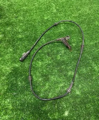 Mercedes-Benz GLE W167 Brake pads wear sensor A1675405200