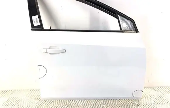 Chevrolet Cruze Front door 