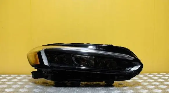 Honda Civic XI Headlight/headlamp 22003-0116 100-8F04M