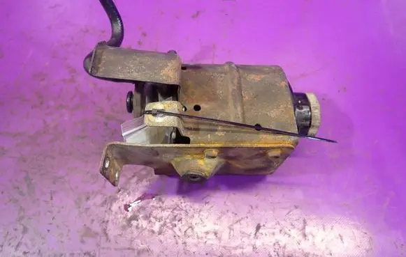 Mazda MX-5 NC Miata Fuel filter housing 