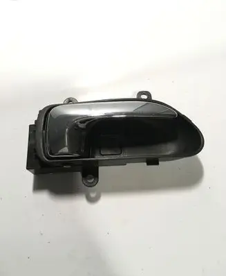Nissan X-Trail T31 Front door interior handle