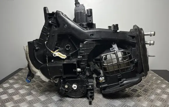 Jeep Cherokee Interior heater climate box assembly housing 