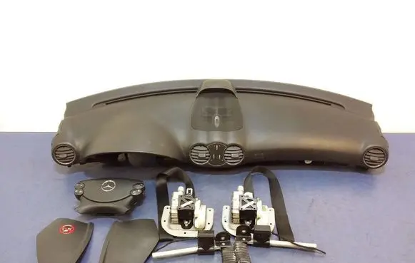 Mercedes-Benz CLK A209 C209 Dashboard 