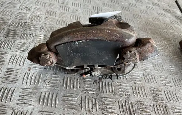 Mercedes-Benz E W212 Front brake caliper