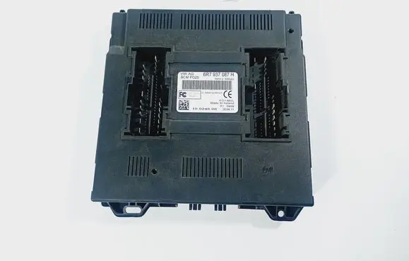 Skoda Fabia Mk2 (5J) Comfort/convenience module 6R7937087H HH12S0022 BCMPQ25